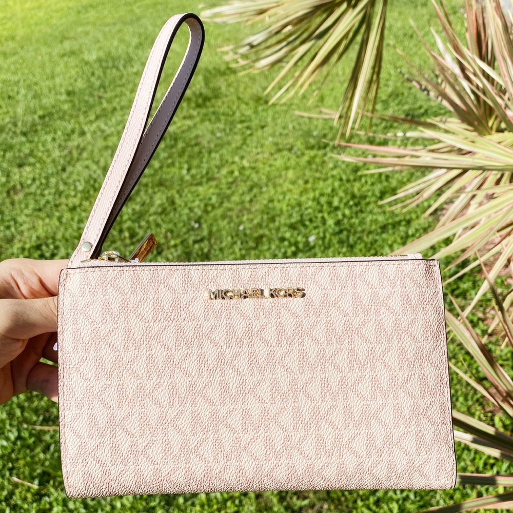Gaby’sBags💕NWT Michael Kors double zip wristlet - Picture 6 of 10
